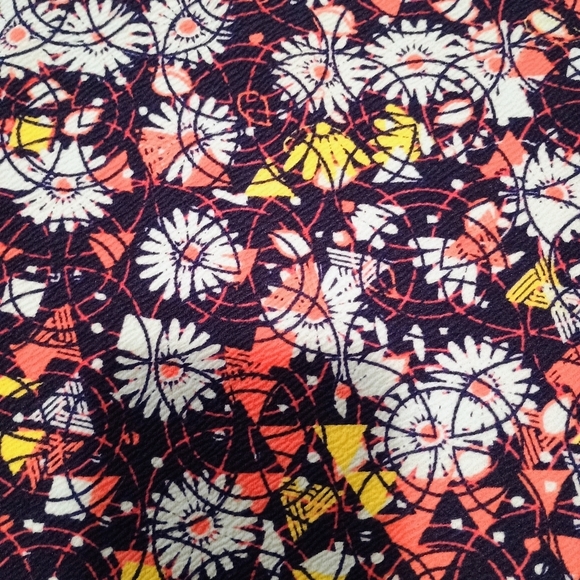 NWT LuLaRoe Cassie Pencil Skirt Midi Navy Daisy Size XL Extra Large - Picture 3 of 6